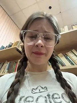 mmelicious online show from February 18, 6:45 am