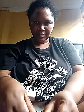 JuicyMilkyTizzy online show from December 19, 8:39 am