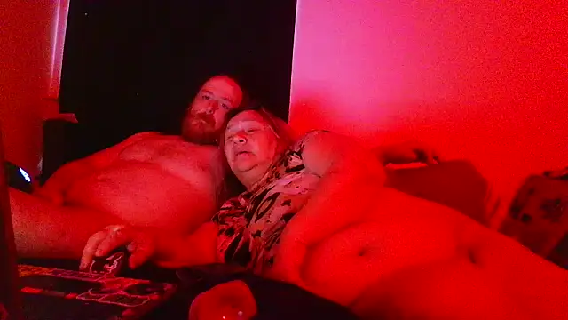 SpnzTnT online show from March 11, 4:09 pm