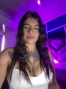 sofia 23x online show from December 13, 8:15 pm