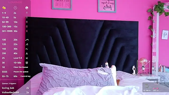 playfulcurvy online show from September 27, 8:16 pm