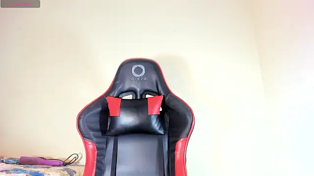 hot-nikol online show from October 29, 2:27 am