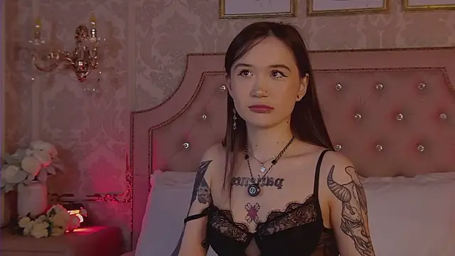 HeatherSweet  online show from October 7, 6:01 pm