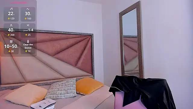 SaskiaGrendel online show from January 17, 1:02 am