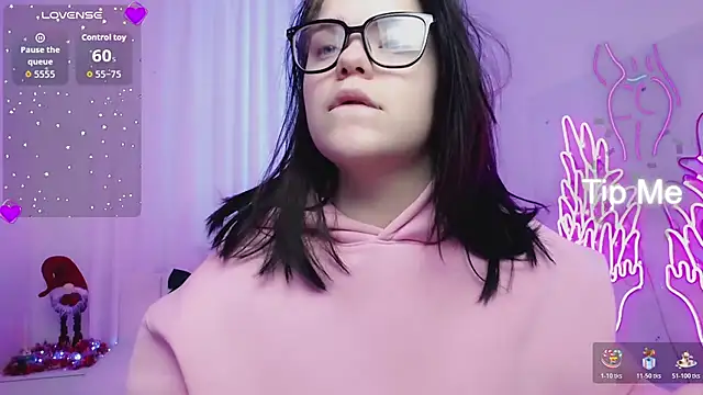 Eliss Shyyo online show from December 17, 10:30 am