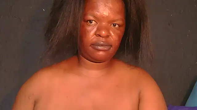 ebony rose11 online show from March 2, 7:15 am