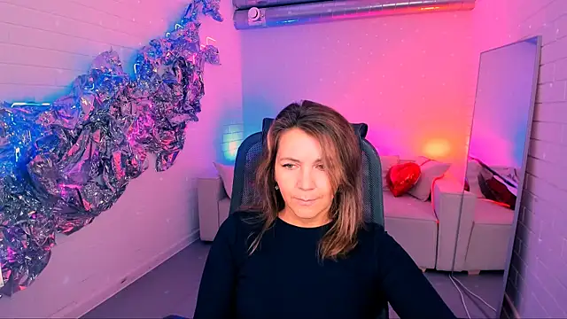 NicoleHitman online show from October 13, 9:23 am