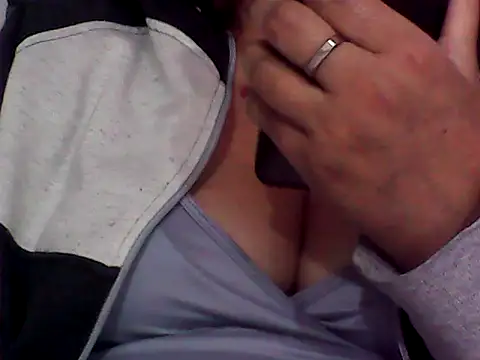 BiancaSteel online show from November 14, 1:11 pm