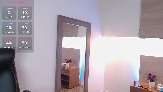 Cristal Velle online show from September 18, 12:58 pm