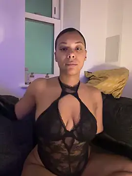 Melia Rayne online show from November 7, 5:29 pm