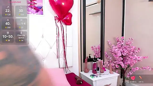 Devil AliceXo online show from February 13, 9:05 pm