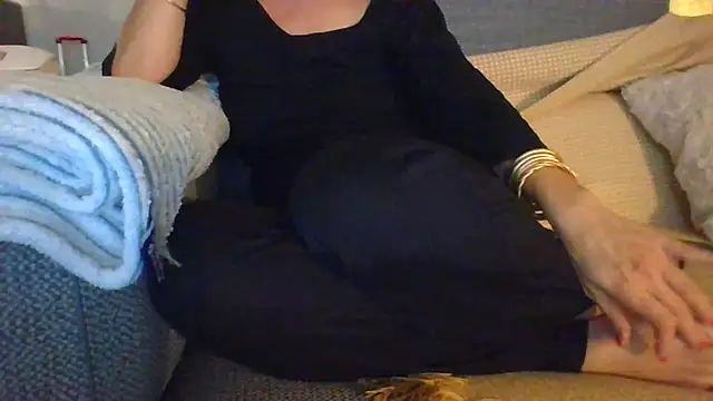 Valentinette online show from November 23, 9:38 pm