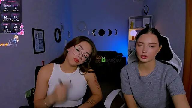 kiki swan online show from September 26, 6:55 am