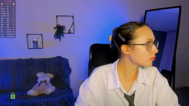 mona cloud online show from October 3, 11:21 pm