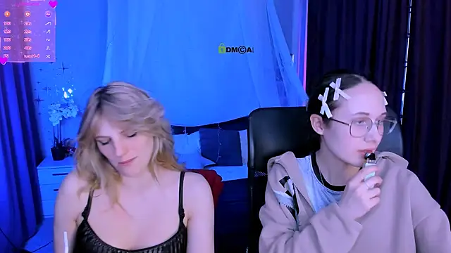 mona cloud online show from April 15, 6:52 pm