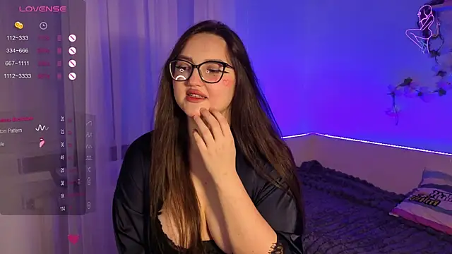 MiraLuccian online show from September 22, 8:18 pm