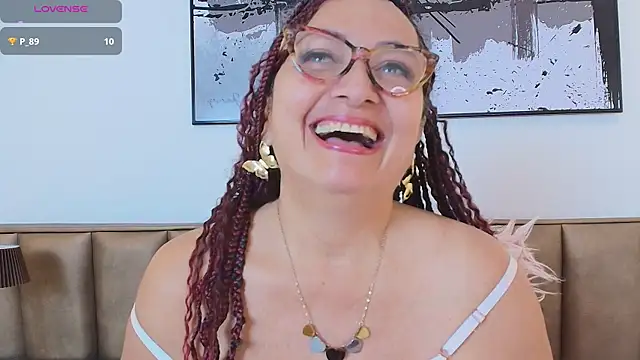 AlessandraLeroy online show from March 28, 12:37 pm