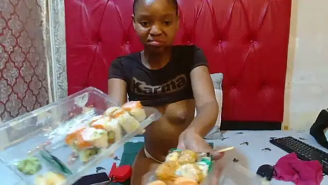 BondiBitch online show from December 20, 7:40 pm