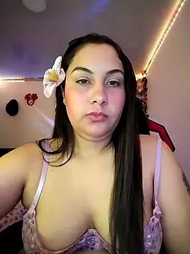 esmeralda jadees online show from April 5, 8:41 pm