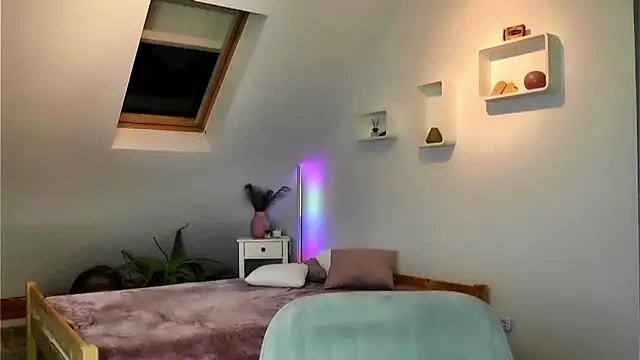 DettyBlondieX online show from November 4, 4:50 am