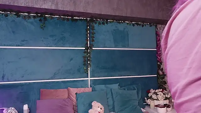 SunnyGlow online show from October 21, 4:27 am