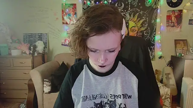 Lil foxxx online show from September 19, 10:25 am