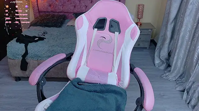 sweet  thang online show from October 13, 9:56 am