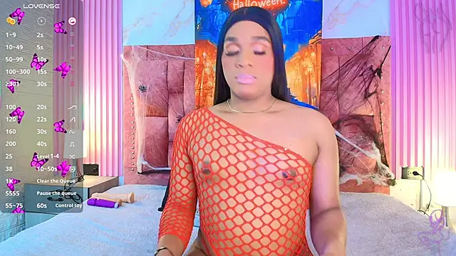 goldilockss15 online show from October 16, 4:15 am