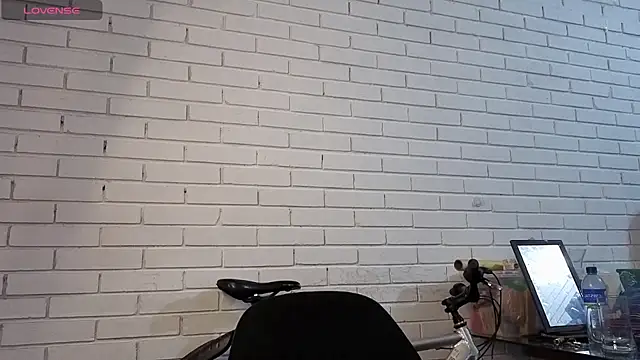 freyaa sorcerees online show from October 16, 1:52 am