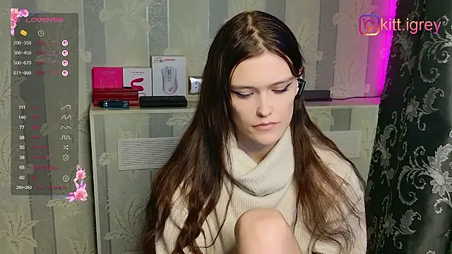 KittiGrey online show from January 16, 10:55 am