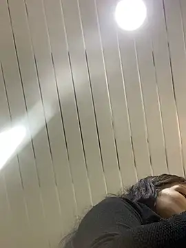 val zx online show from March 11, 3:47 pm