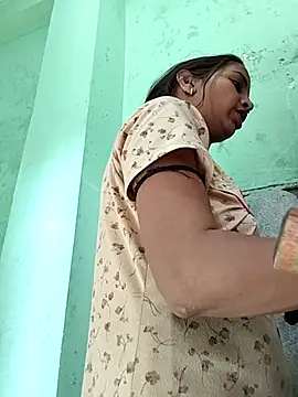 Hotty-Nidhi online show from March 2, 5:08 am