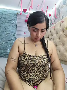 L ucero online show from March 1, 4:45 am