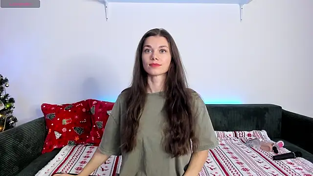 Eva McCoy online show from December 15, 9:47 am