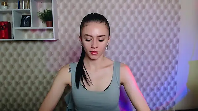 LanaTey online show from November 20, 4:35 am