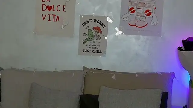 SweetDarling7 online show from March 27, 1:23 pm