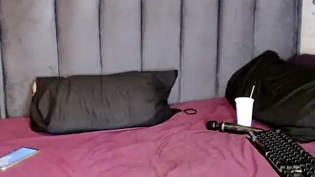 LustyDeziree1 online show from September 21, 5:22 pm