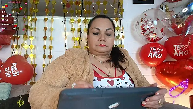 EllenaBoobs  online show from September 20, 6:01 am