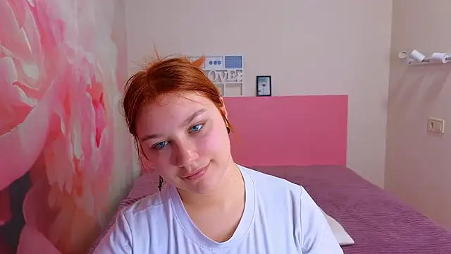 AngelinaLow online show from March 14, 12:50 pm