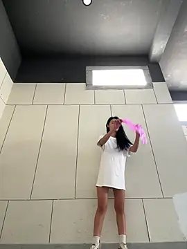 linger-23 online show from October 9, 7:12 am