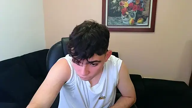 lukeboyce33 online show from October 16, 10:23 pm