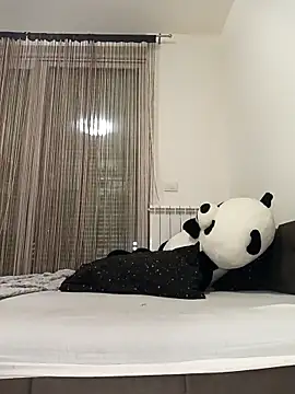 MeCherryy online show from May 5, 9:18 pm