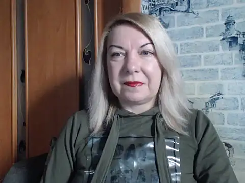 Lillia Ray online show from February 24, 10:25 am