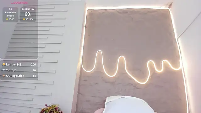 Any Roberth online show from September 17, 2:26 pm