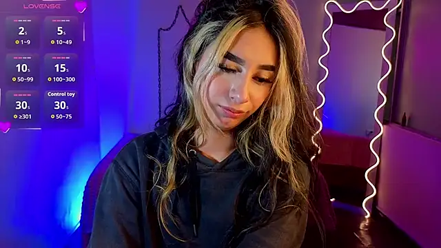 Malory tay1 online show from October 23, 7:20 pm