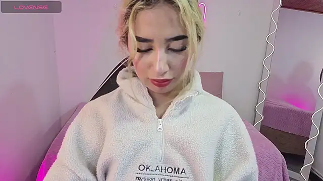 Malory tay1 online show from January 7, 7:17 pm