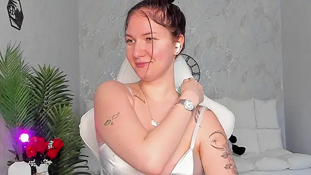 babyisperfect online show from October 5, 5:12 am