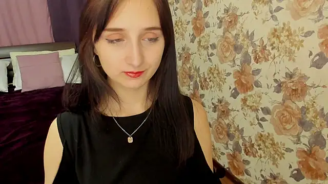 JulietMonli online show from September 27, 3:25 am