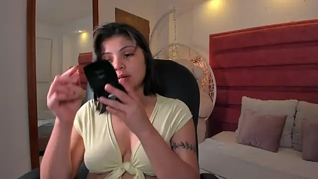 abby roux online show from December 3, 11:29 pm