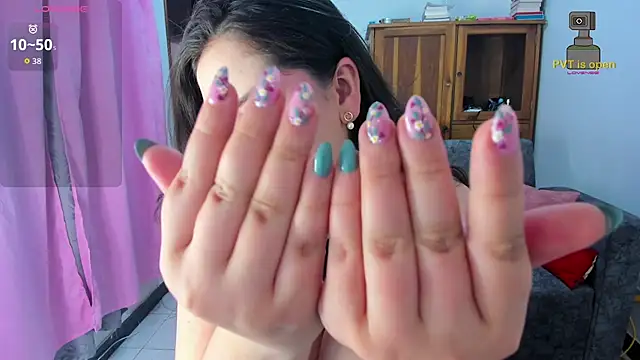 Alicebigboobsxxxx online show from September 17, 7:23 pm